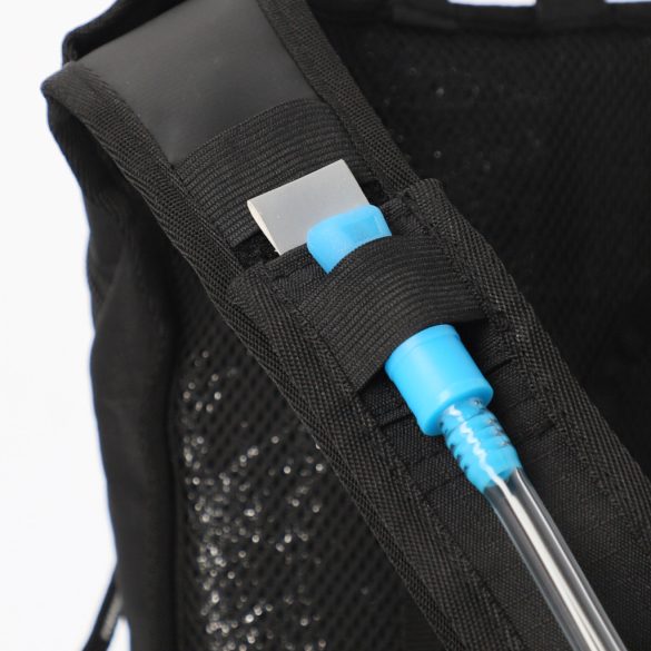 Acerbis hátitáska ivózsákkal – Acqua Logo – fekete/fehér